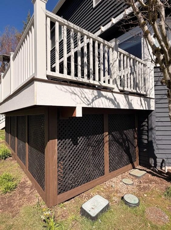 Elevated Structure Featuring Dark Lattice Skirting Built During A Trex Transcend Deck Replacement.